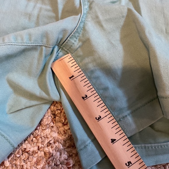 a.n.a Twill Shorts - Picture 5 of 8